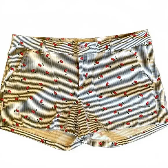 BeBop Cherry Print Shorts Sz 11 - Picture 1 of 5
